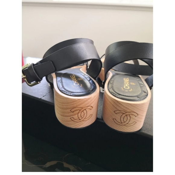 Chanel leather clogs - Picture 9 of 9